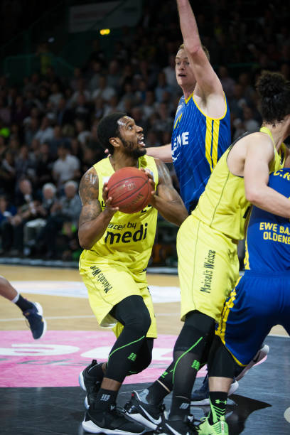 在上个月对 在上个月对