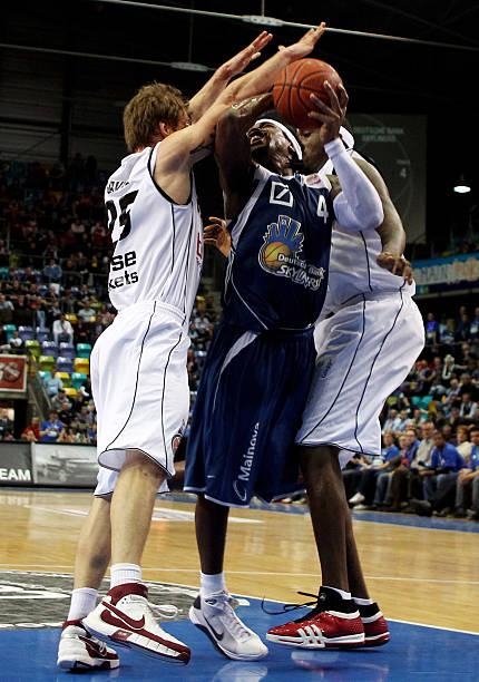 的发言引起 的发言引起