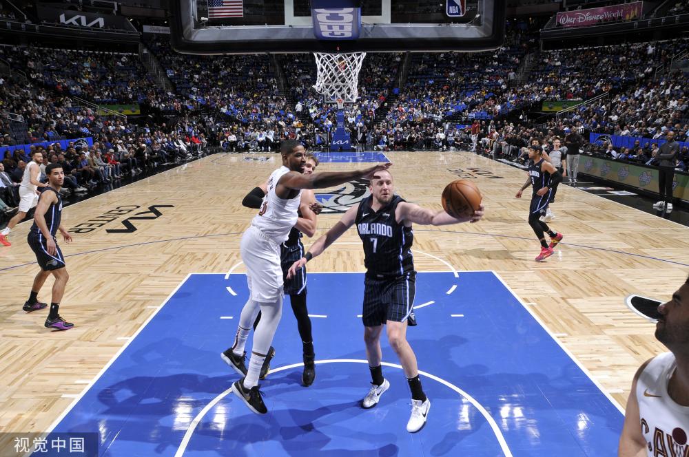 互有攻守 互有攻守