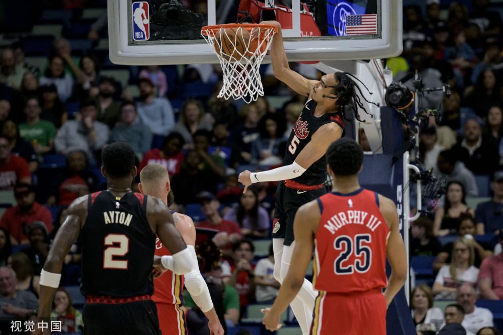 式的缺席 式的缺席